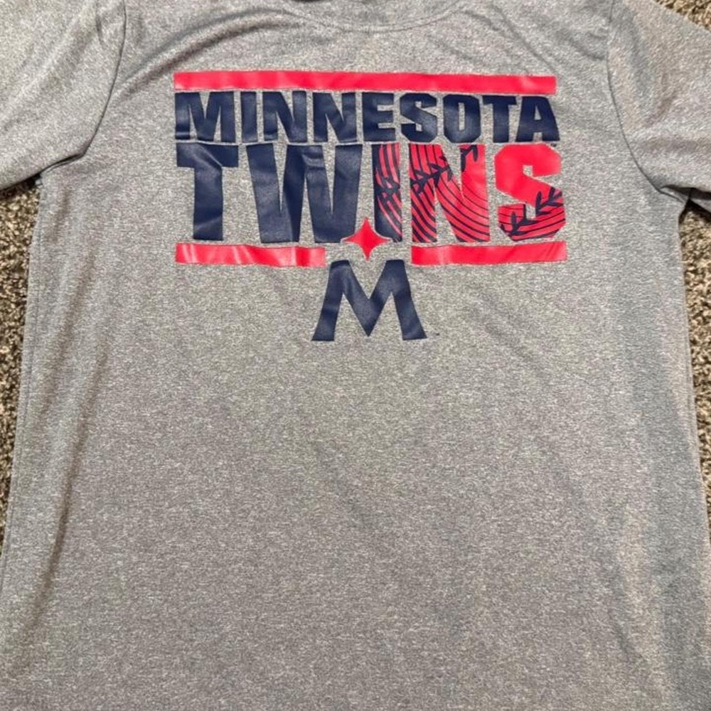 Gray Minnesota Twins baseball tee with blue and red logo